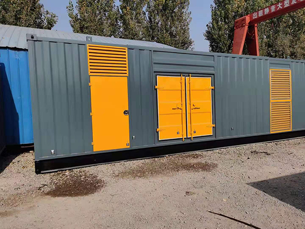 新乡300kw 柴油发电机组用多大的空气开关？