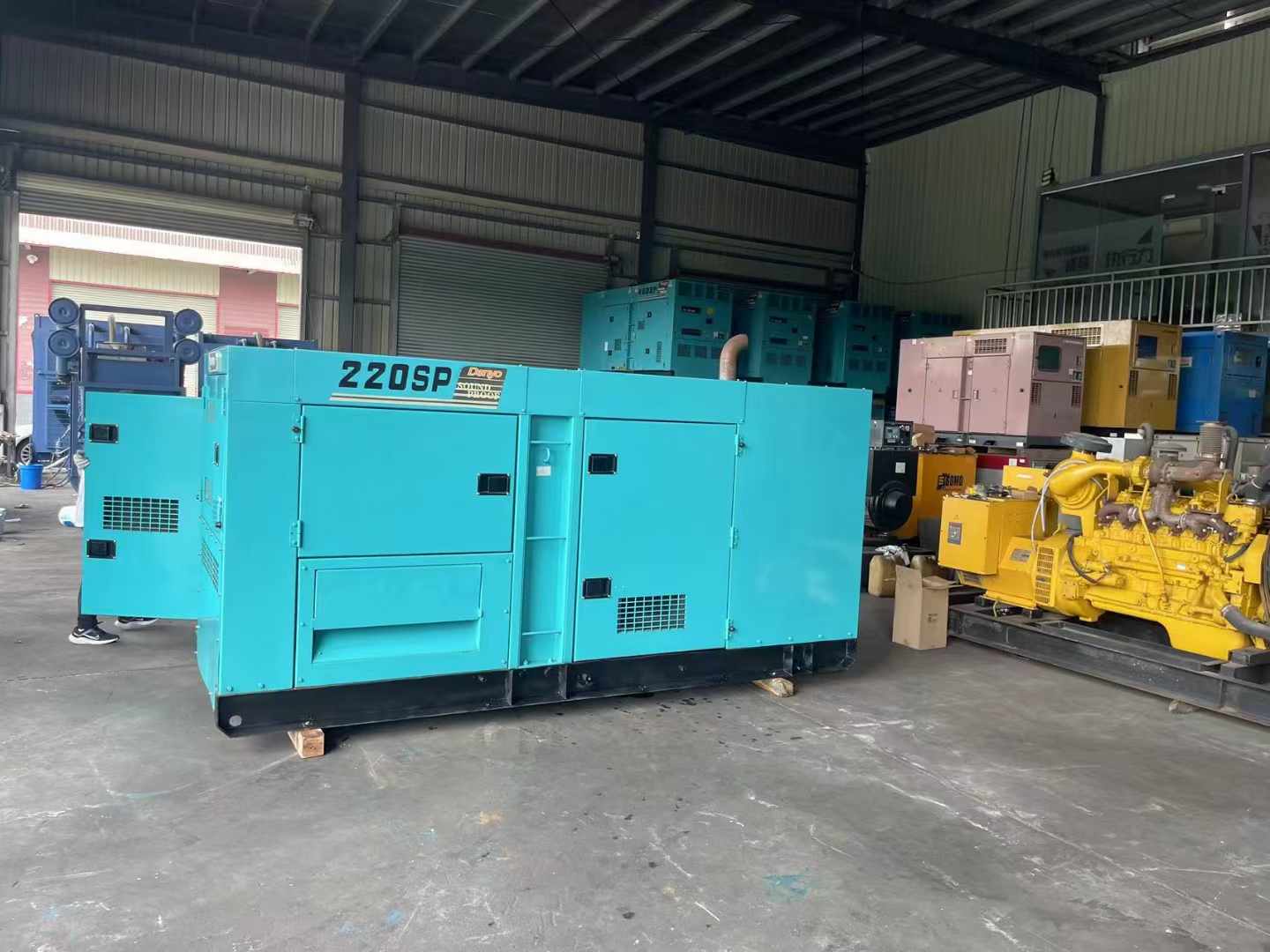 新乡800kW 柴油发电机的输出电流波动范围是多少?