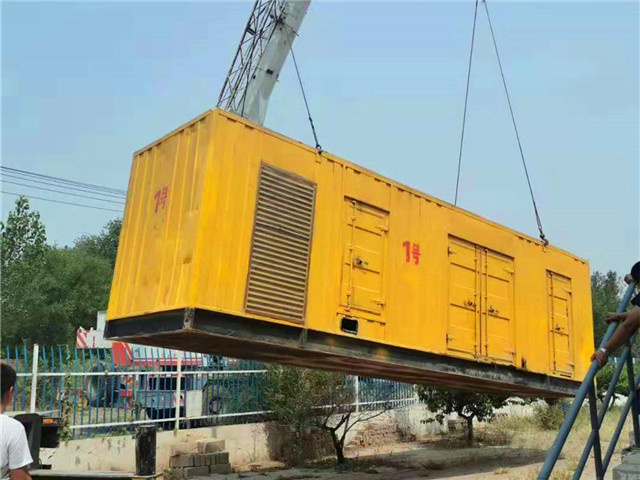 新乡300KW柴油发电机组油耗是多少？